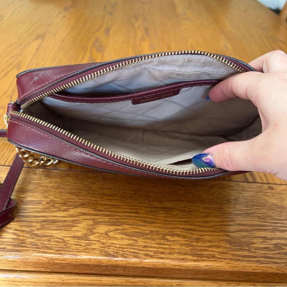 Michael Kors Jet Set Travel Crossbody Bag - Picture 5 of 6